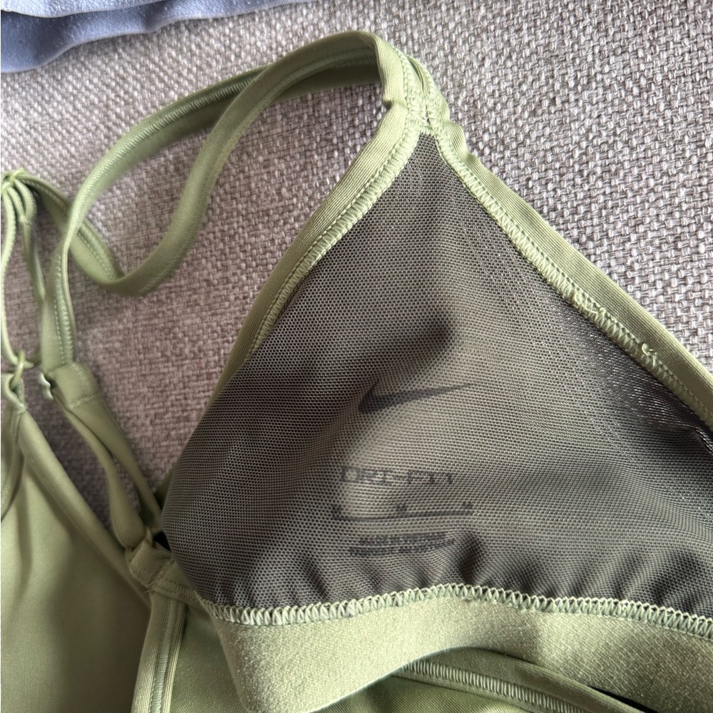 Nike Women's Sports Bra Set - White, Blue, and Olive Green. Size medium - Picture 6 of 8